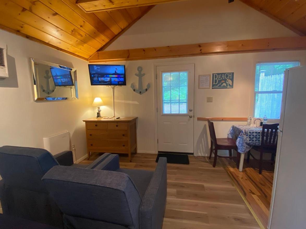 Pine Grove Cottages Lincolnville Εξωτερικό φωτογραφία